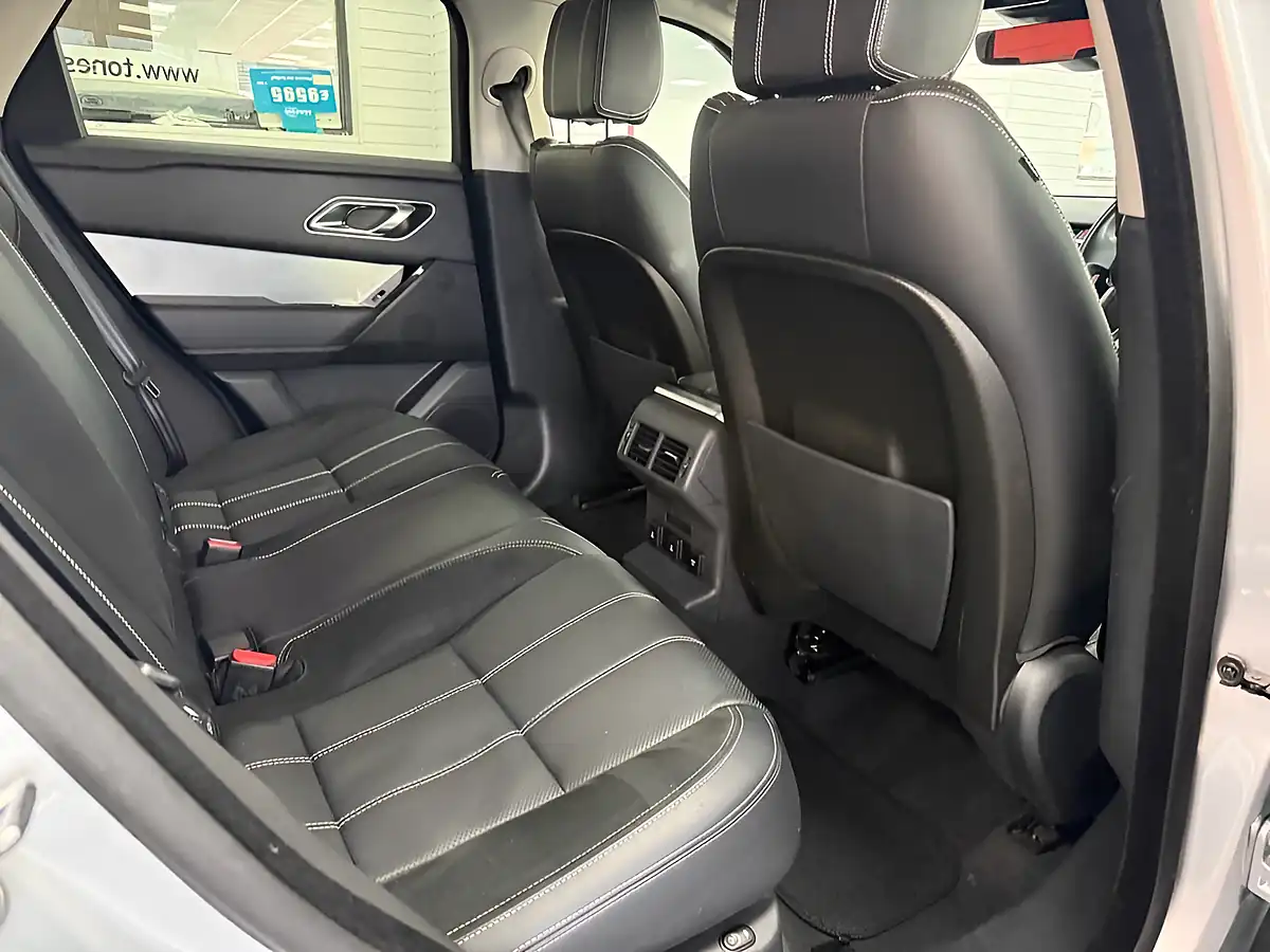Used 2018 Land Rover Range Rover Velar R-Dynamic S Silver - Interior and Exterior details 4