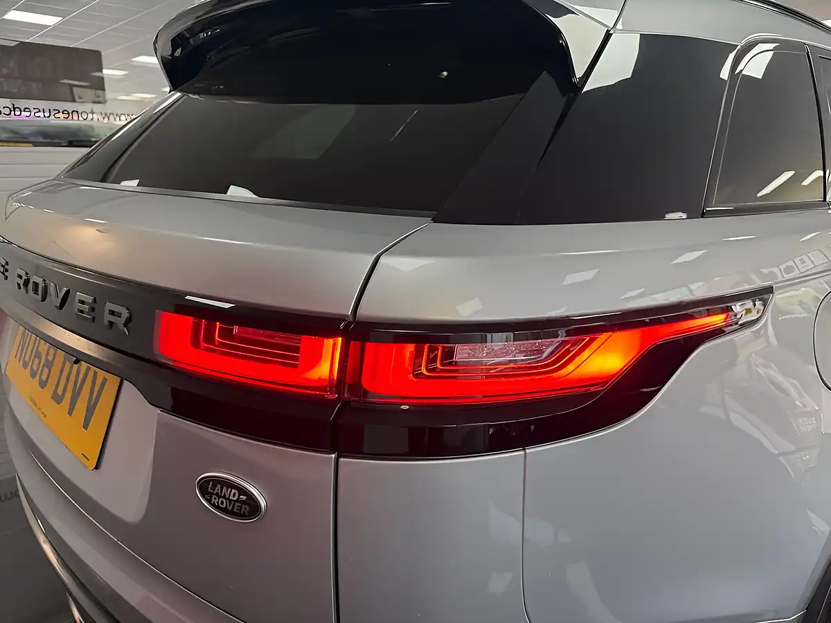Used 2018 Land Rover Range Rover Velar R-Dynamic S Silver - Interior and Exterior details 8