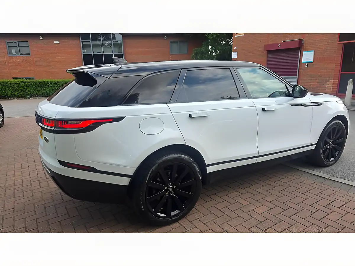Used 2018 Land Rover Range Rover Velar R-Dynamic S White - Interior and Exterior details 11