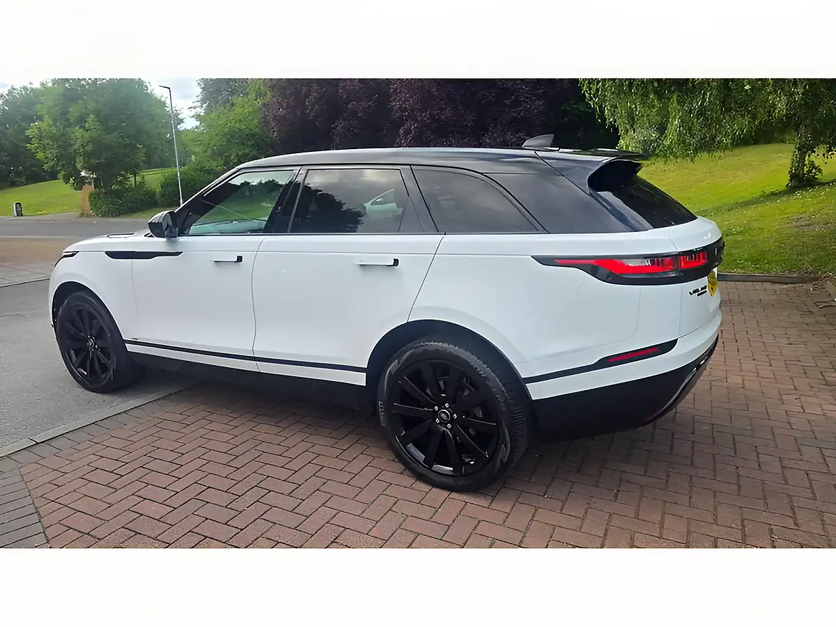 Used 2018 Land Rover Range Rover Velar R-Dynamic S White - Interior and Exterior details 14