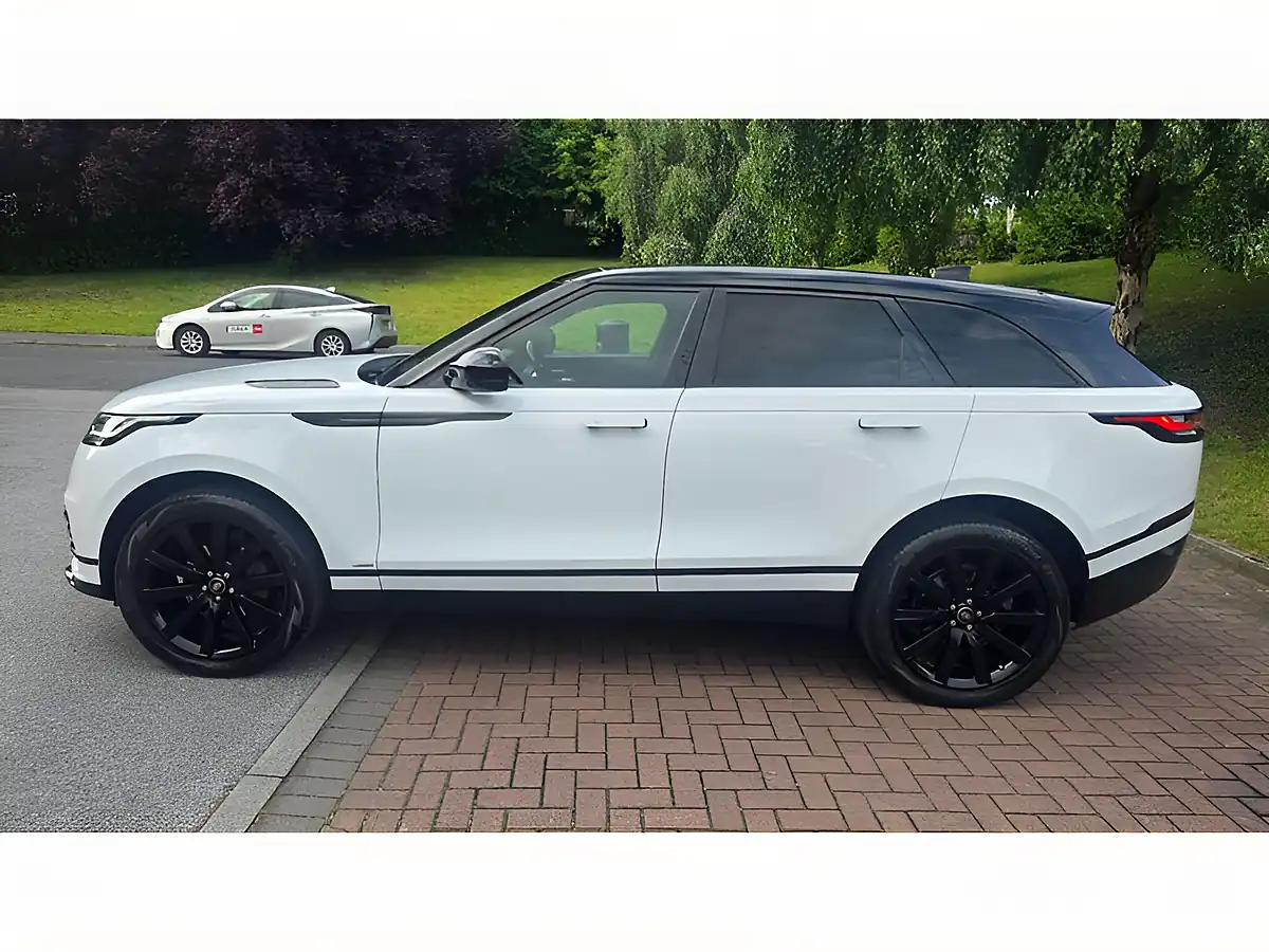 Used 2018 Land Rover Range Rover Velar R-Dynamic S White - Interior and Exterior details 17