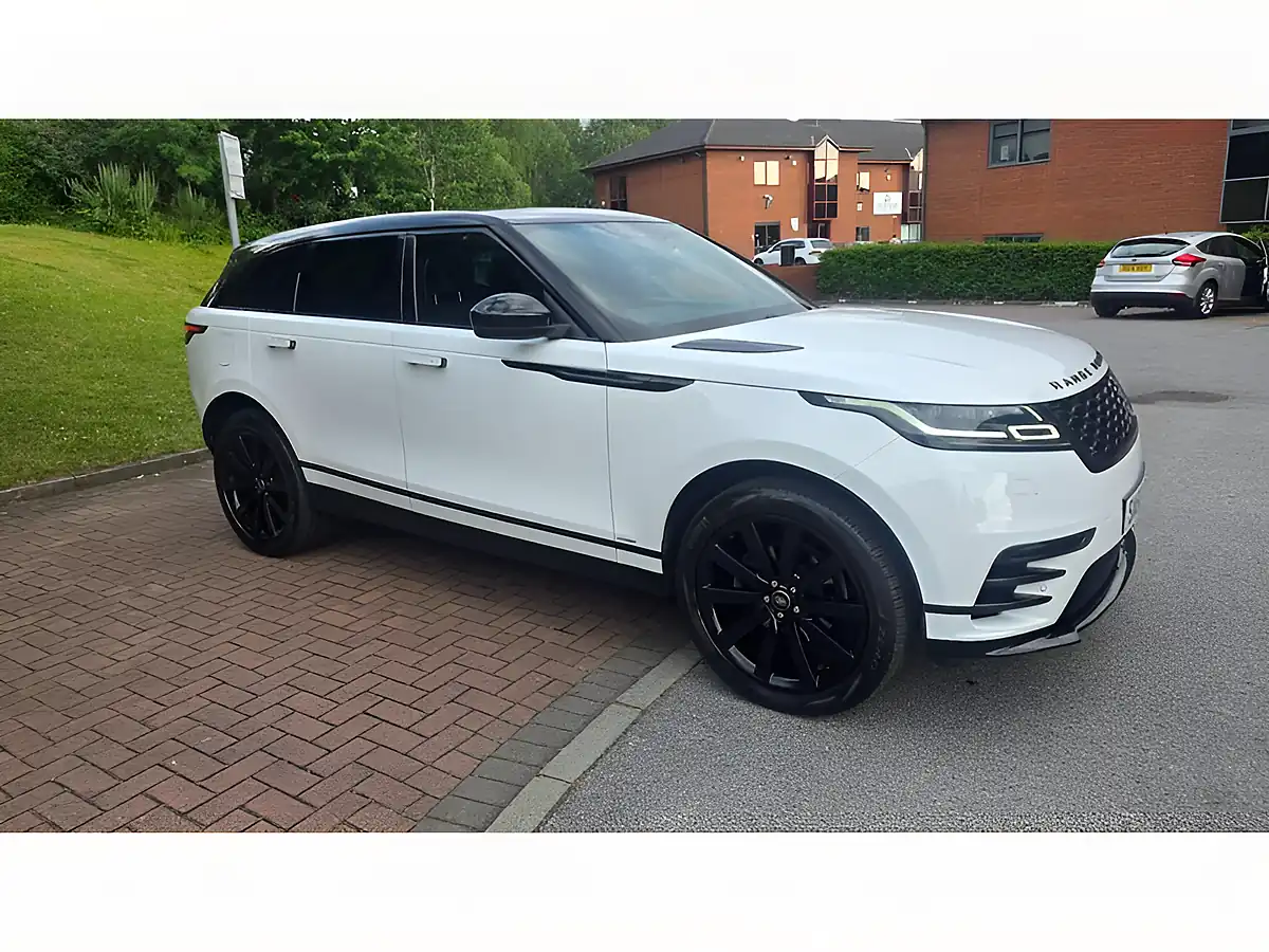 Used 2018 Land Rover Range Rover Velar R-Dynamic S White - Interior and Exterior details 3