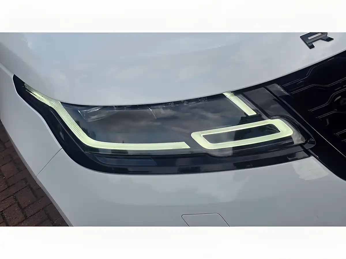 Used 2018 Land Rover Range Rover Velar R-Dynamic S White - Interior and Exterior details 6