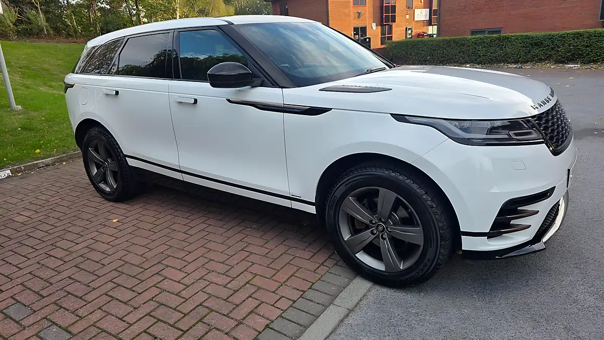 Used 2018 Land Rover Range Rover Velar R-Dynamic S White - Front View