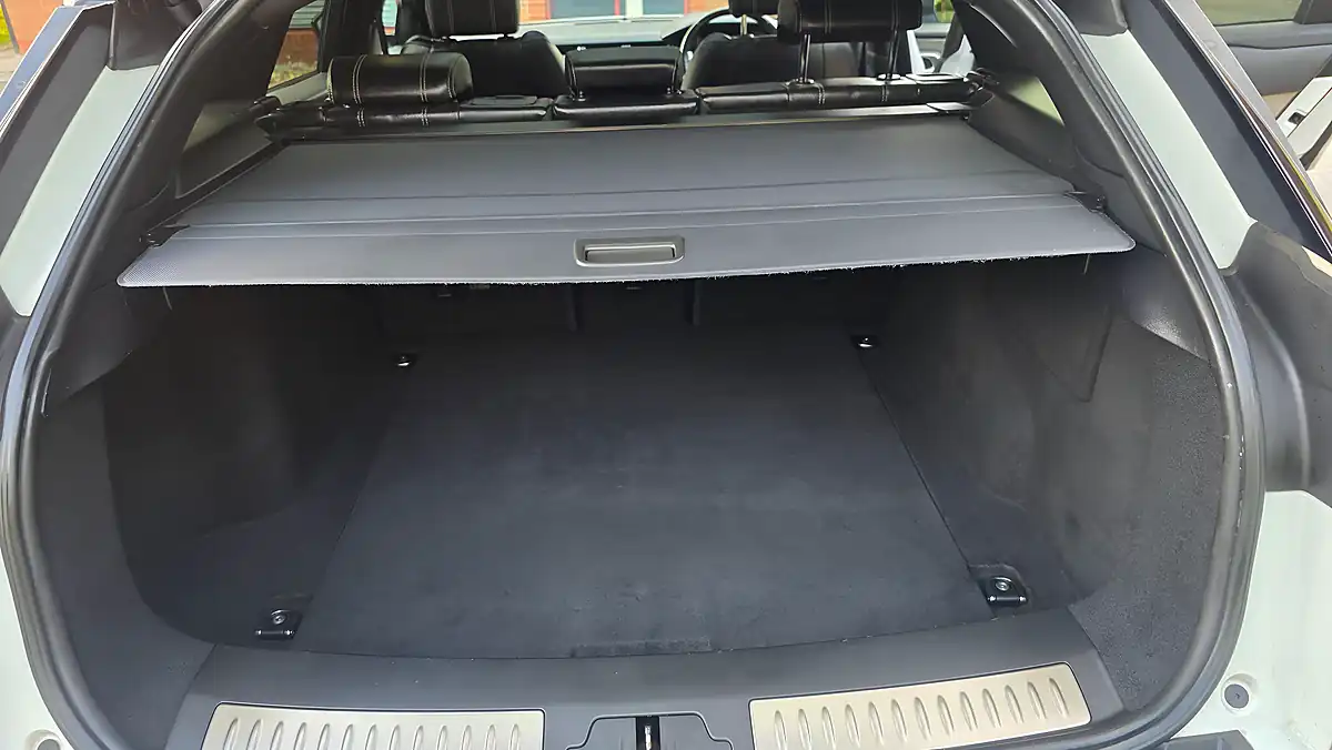 Used 2018 Land Rover Range Rover Velar R-Dynamic S White - Interior and Exterior details 18