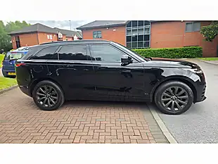 Used 2018 Land Rover Range Rover Velar R-Dynamic Se Black - Interior and Exterior details 5