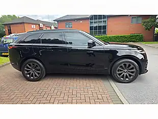 Used 2018 Land Rover Range Rover Velar R-Dynamic Se Black - Interior and Exterior details 6