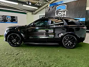 Used 2018 Land Rover Range Rover Velar R-Dynamic Se Black - Interior and Exterior details 6
