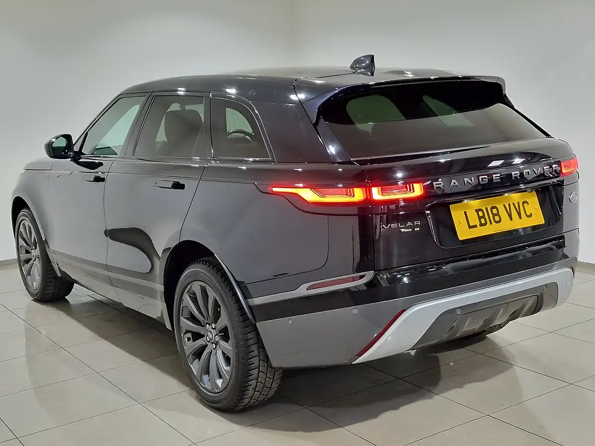 Used 2018 Land Rover Range Rover Velar R-Dynamic Se Black - Interior and Exterior details 4