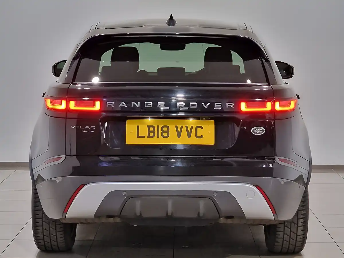 Used 2018 Land Rover Range Rover Velar R-Dynamic Se Black - Interior and Exterior details 5