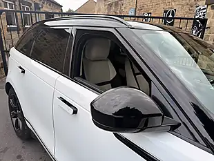 Used 2018 Land Rover Range Rover Velar R-Dynamic Se Fuji White - Interior and Exterior details 11