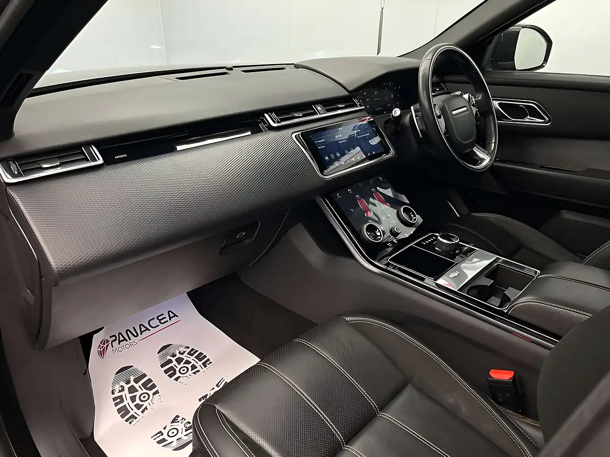 Used 2018 Land Rover Range Rover Velar R-Dynamic Se Grey - Interior and Exterior details 15