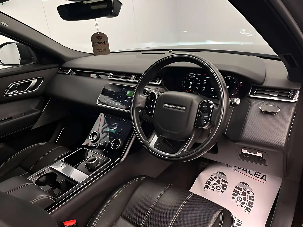 Used 2018 Land Rover Range Rover Velar R-Dynamic Se Grey - Interior and Exterior details 3