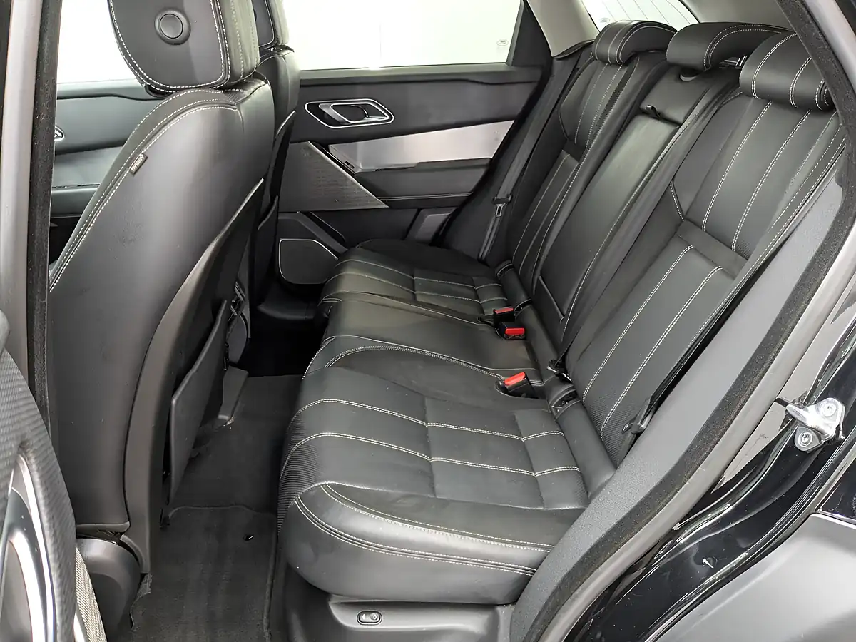 Used 2018 Land Rover Range Rover Velar R-Dynamic Se Narvik Black - Interior and Exterior details 12