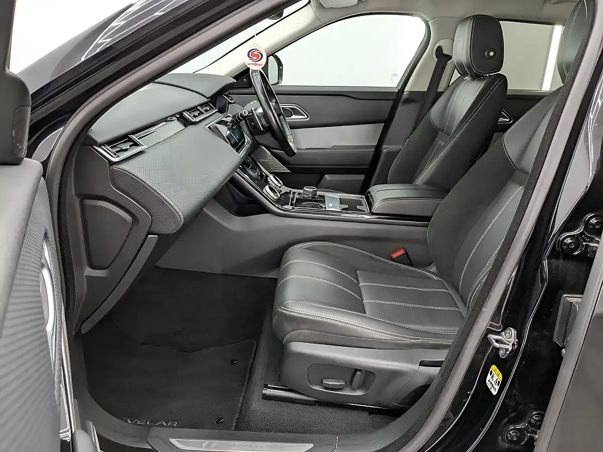Used 2018 Land Rover Range Rover Velar R-Dynamic Se Narvik Black - Interior and Exterior details 15