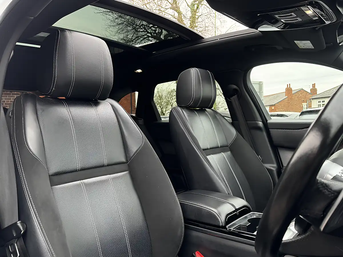 Used 2018 Land Rover Range Rover Velar R-Dynamic Se White - Interior and Exterior details 13