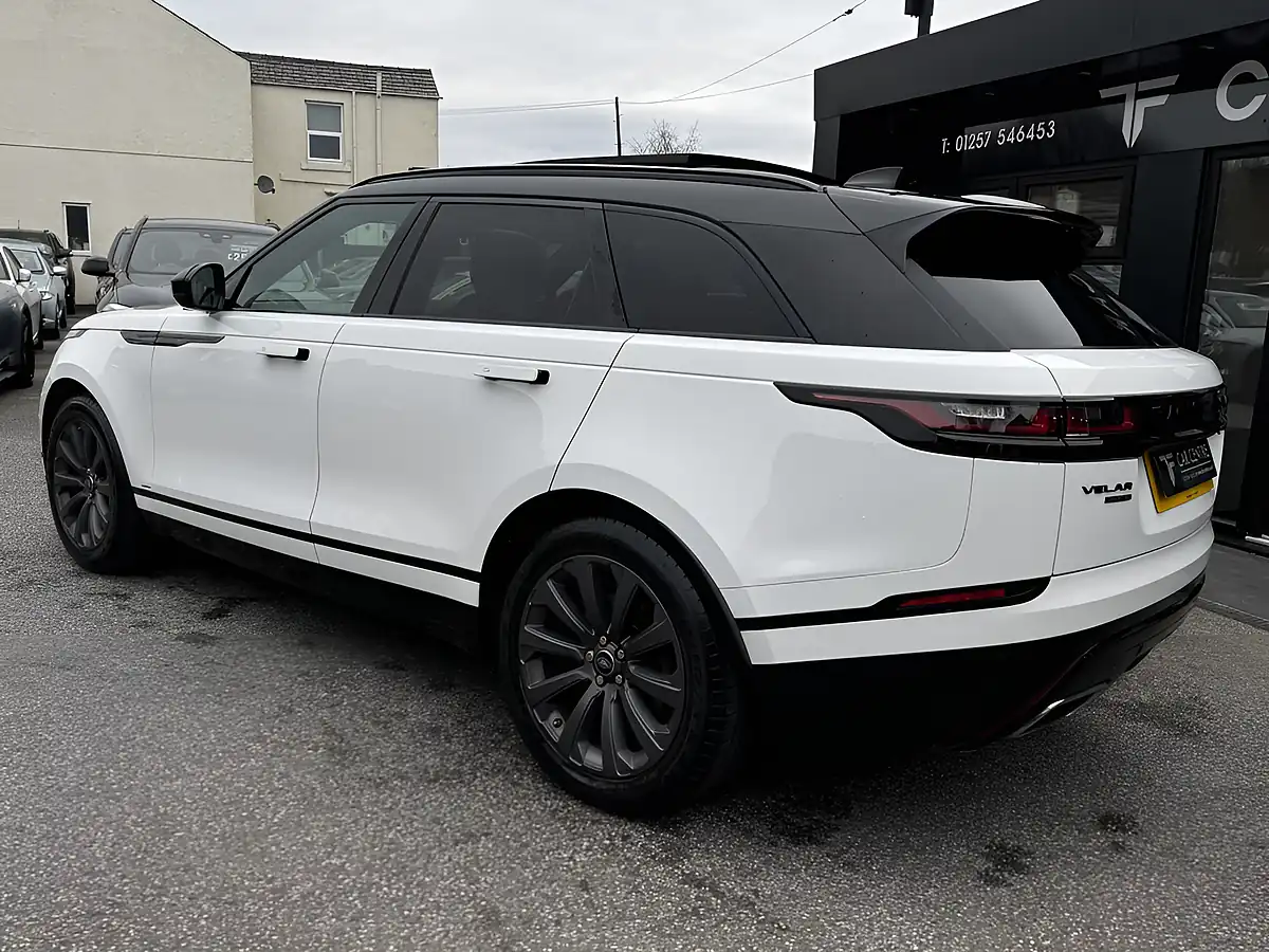 Used 2018 Land Rover Range Rover Velar R-Dynamic Se White - Interior and Exterior details 4