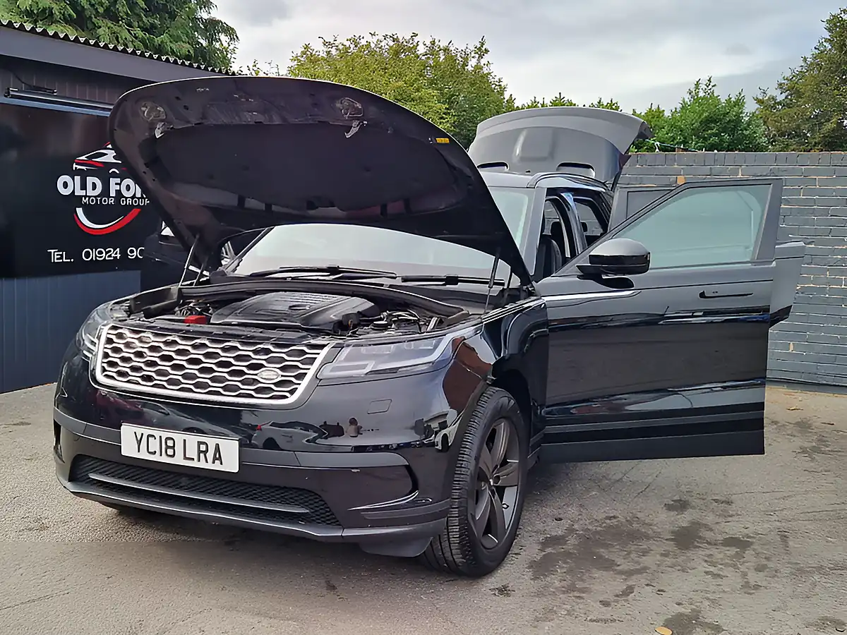 Used 2018 Land Rover Range Rover Velar S Black - Interior and Exterior details 10