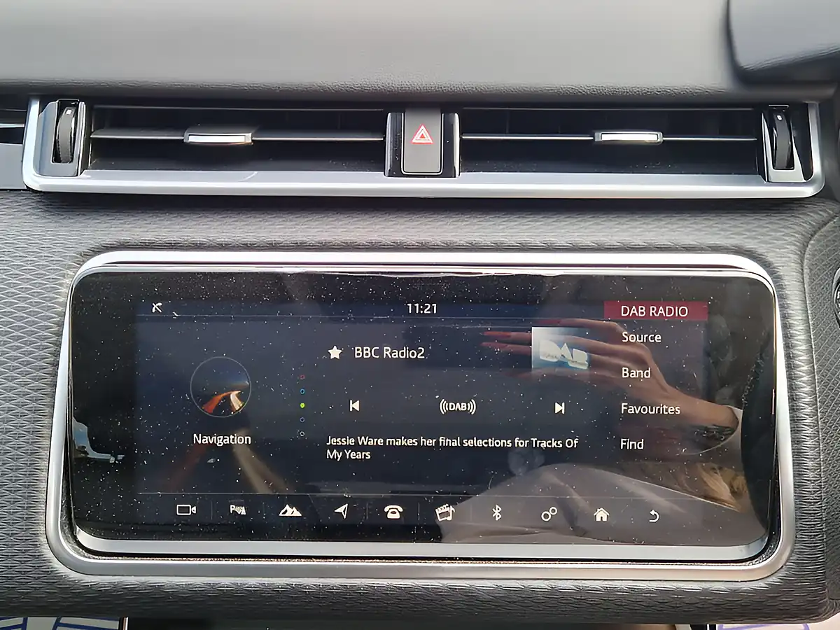 Used 2018 Land Rover Range Rover Velar S Black - Interior and Exterior details 19