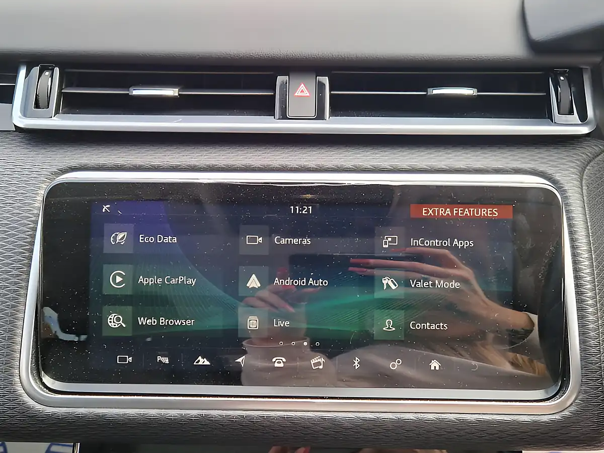 Used 2018 Land Rover Range Rover Velar S Black - Interior and Exterior details 20