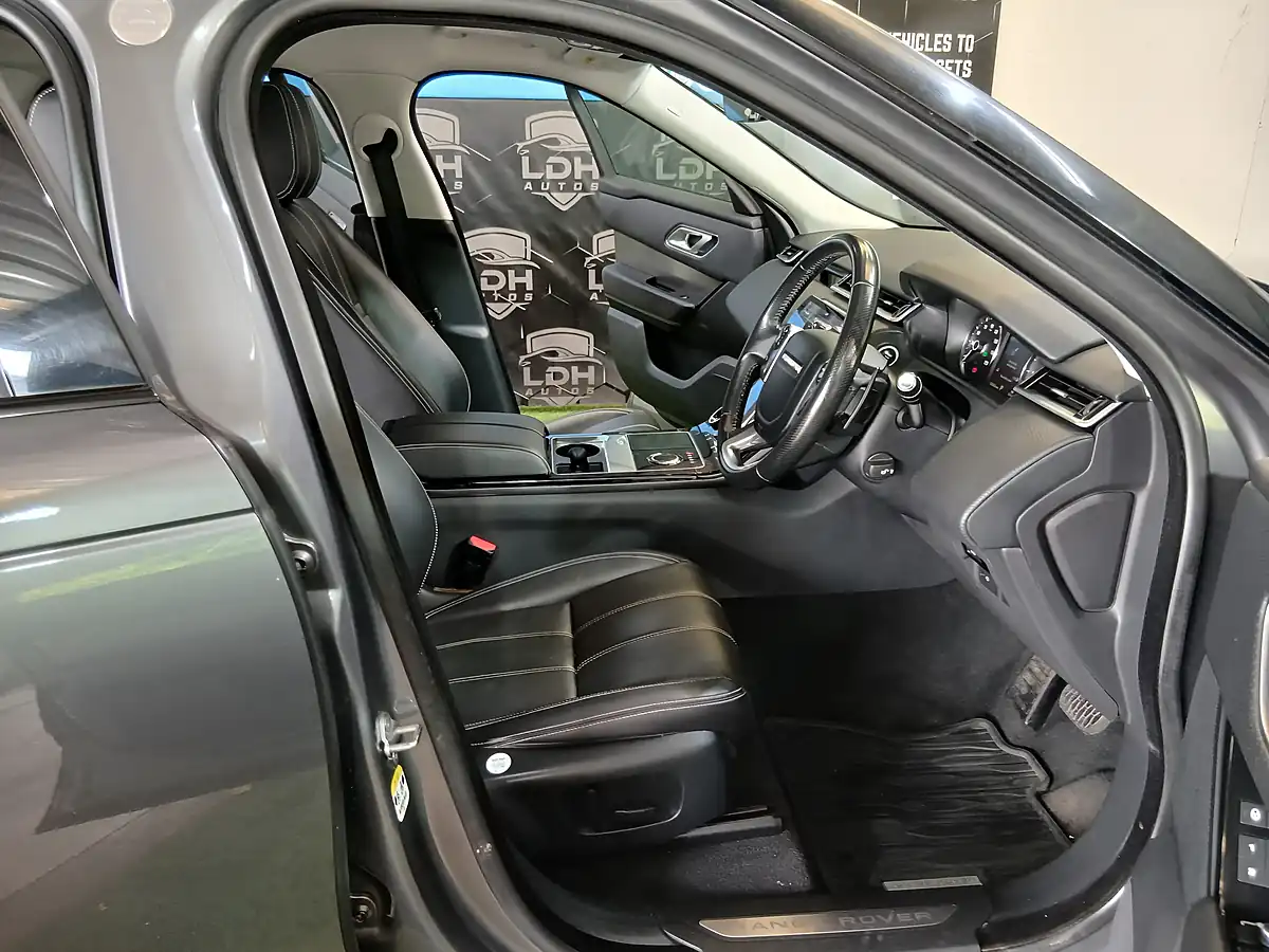 Used 2018 Land Rover Range Rover Velar S Grey - Interior and Exterior details 10