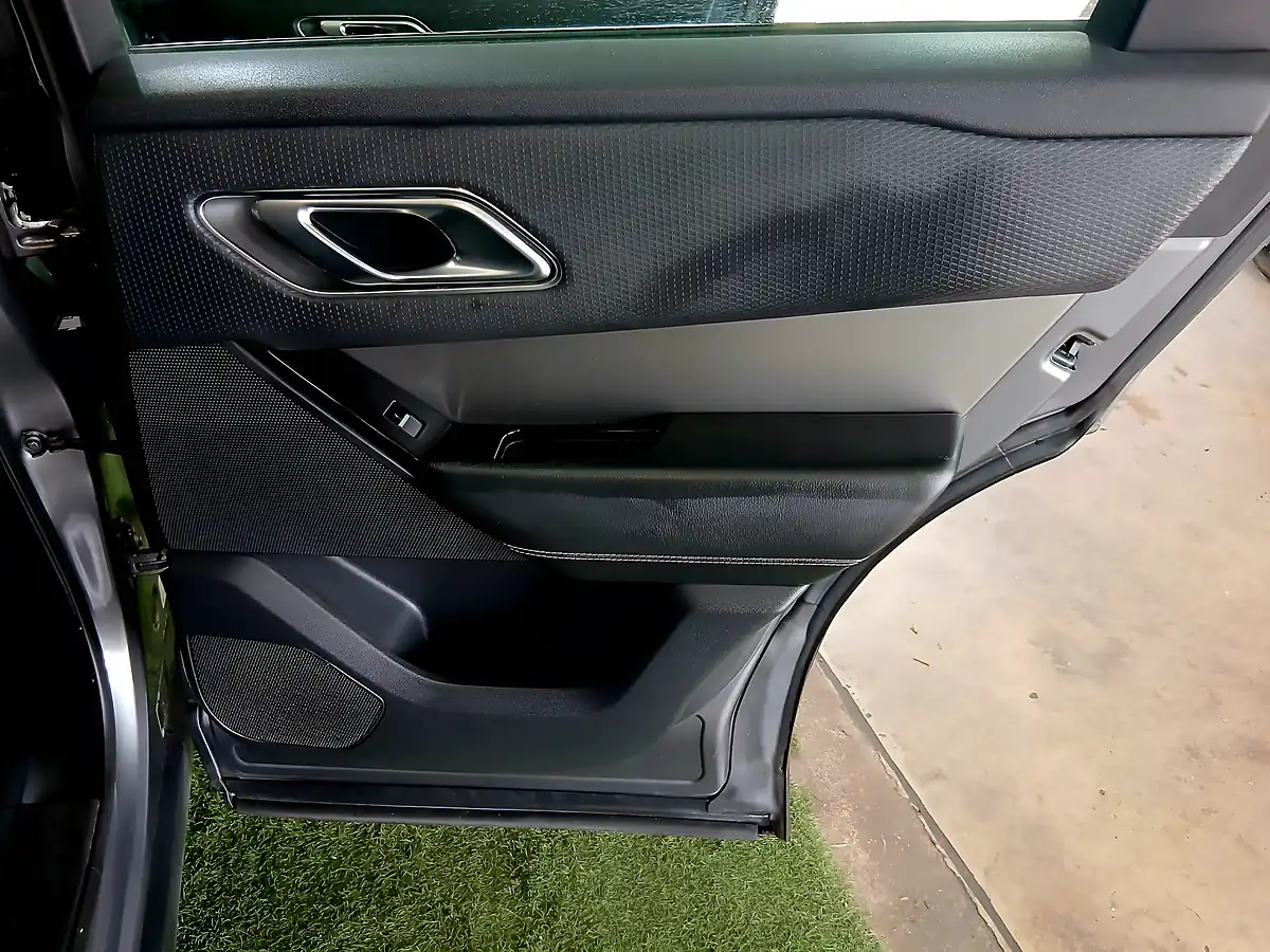 Used 2018 Land Rover Range Rover Velar S Grey - Interior and Exterior details 11