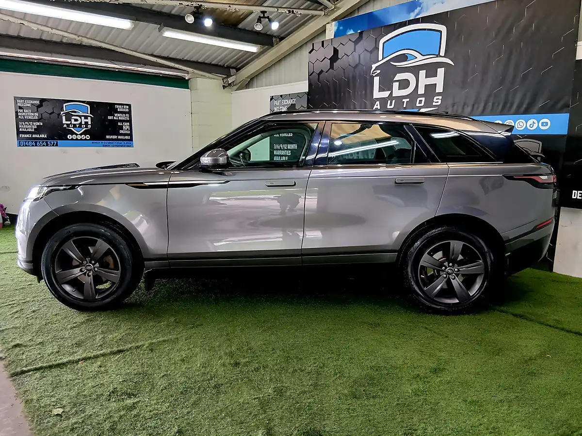 Used 2018 Land Rover Range Rover Velar S Grey - Interior and Exterior details 4