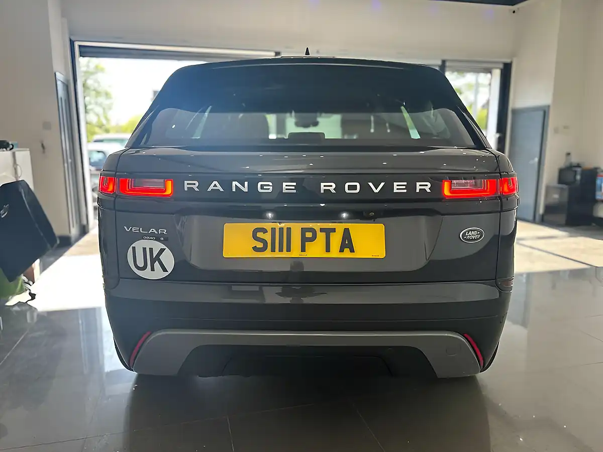 Used 2018 Land Rover Range Rover Velar S Grey - Interior and Exterior details 12