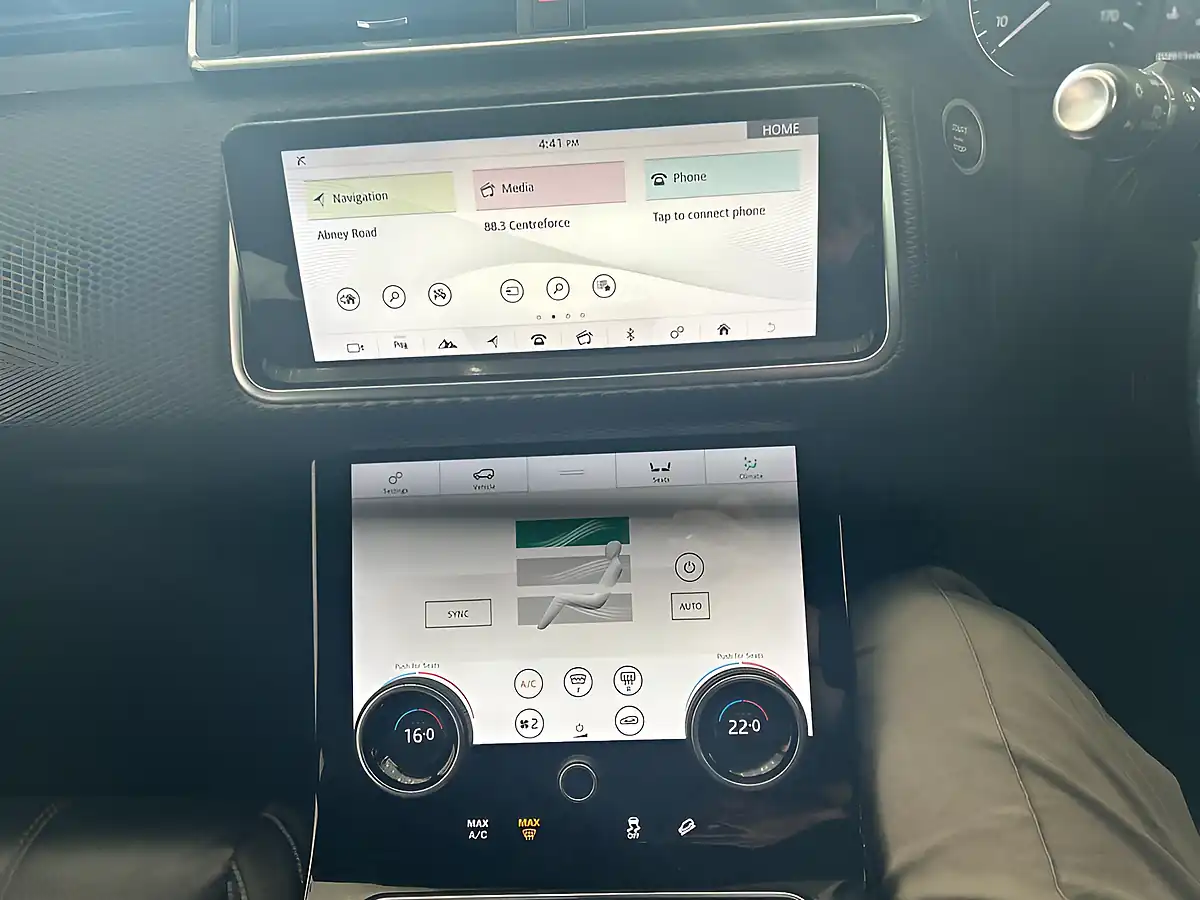 Used 2018 Land Rover Range Rover Velar S Grey - Interior and Exterior details 17