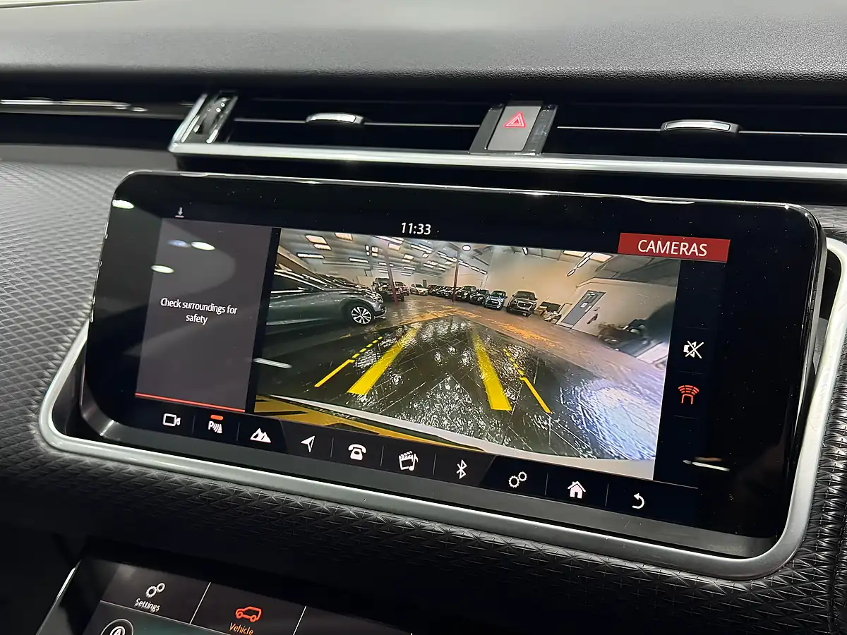 Used 2018 Land Rover Range Rover Velar S White - Interior and Exterior details 14