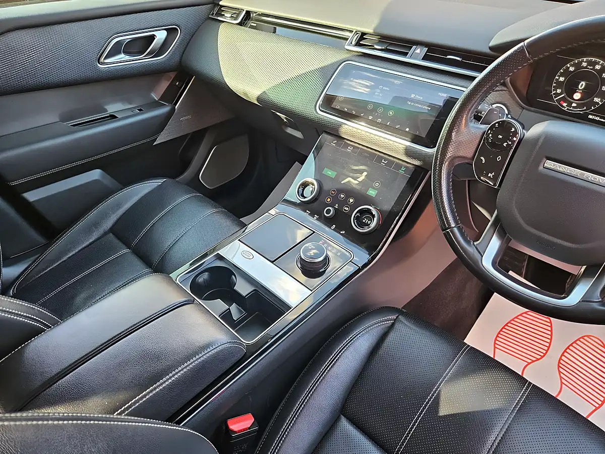 Used 2018 Land Rover Range Rover Velar Se Black - Interior and Exterior details 12