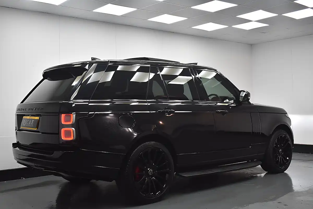 Used 2018 Land Rover Range Rover Vogue Black - Interior and Exterior details 16