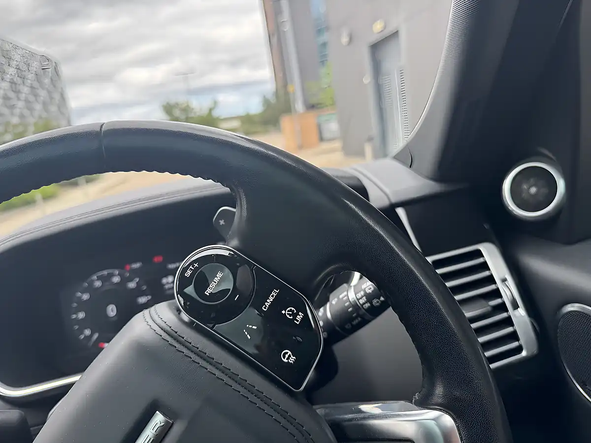 Used 2018 Land Rover Range Rover Vogue Grey - Interior and Exterior details 17