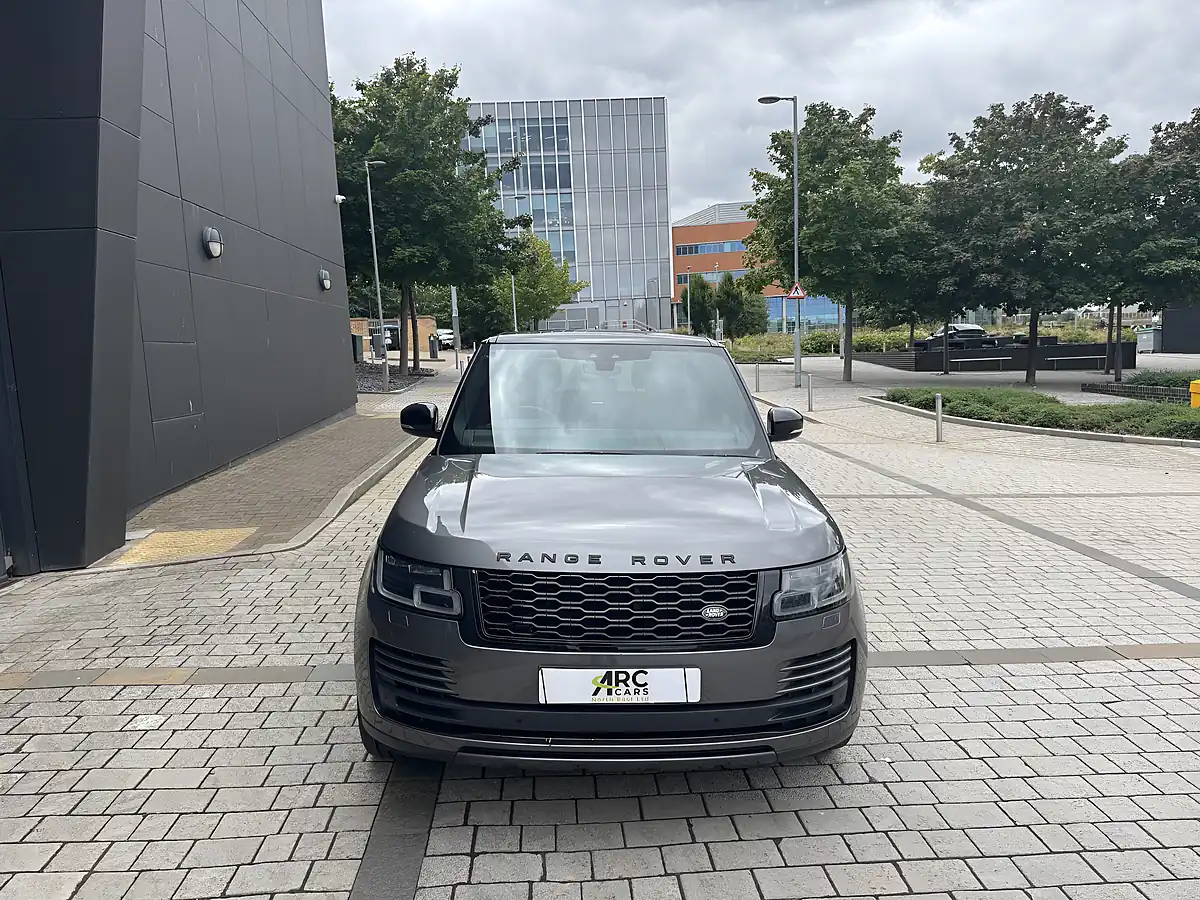 Used 2018 Land Rover Range Rover Vogue Grey - Interior and Exterior details 2