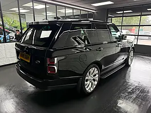 Used 2018 Land Rover Range Rover Vogue Se Black - Interior and Exterior details 4