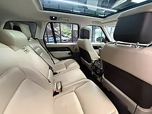 Used 2018 Land Rover Range Rover Vogue Se Blue - Interior and Exterior details 11