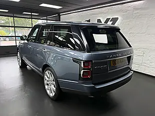 Used 2018 Land Rover Range Rover Vogue Se Blue - Interior and Exterior details 12