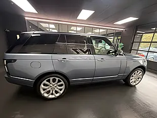 Used 2018 Land Rover Range Rover Vogue Se Blue - Interior and Exterior details 16