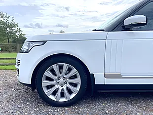 Used 2018 Land Rover Range Rover Vogue Se - Interior and Exterior details 8