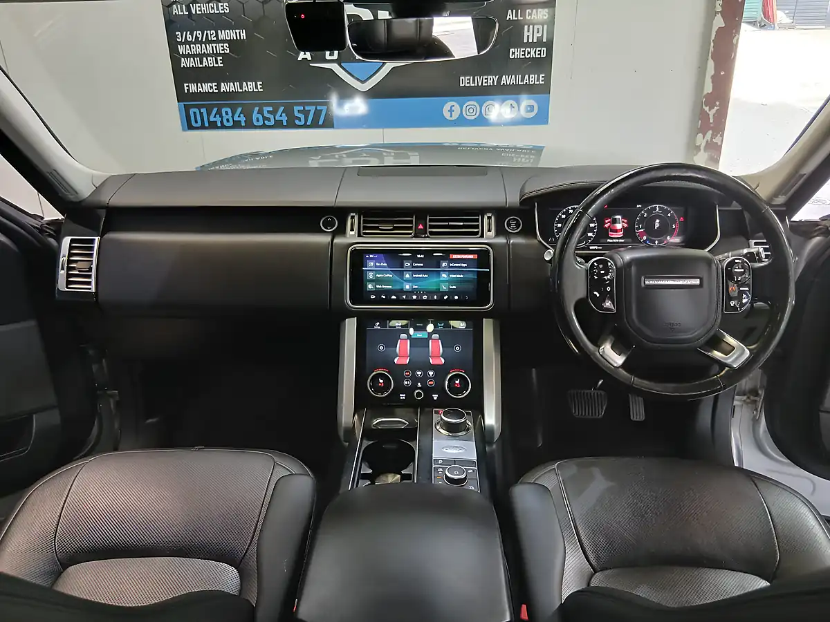 Used 2018 Land Rover Range Rover Vogue Silver - Interior and Exterior details 11