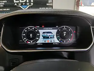 Used 2018 Land Rover Range Rover Vogue Silver - Interior and Exterior details 12
