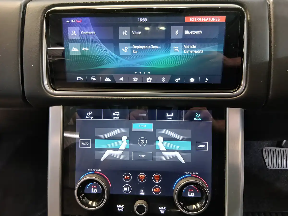 Used 2018 Land Rover Range Rover Vogue Silver - Interior and Exterior details 13