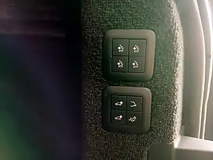 Used 2018 Land Rover Range Rover Vogue Silver - Interior and Exterior details 20