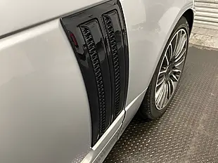 Used 2018 Land Rover Range Rover Vogue Silver - Interior and Exterior details 16