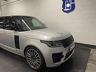 Used 2018 Land Rover Range Rover Vogue Silver - Interior and Exterior details 19