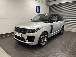 Used 2018 Land Rover Range Rover Vogue Silver - Interior and Exterior details 3