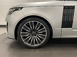 Used 2018 Land Rover Range Rover Vogue Silver - Interior and Exterior details 7