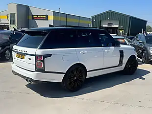 Used 2018 Land Rover Range Rover Vogue White - Interior and Exterior details 10