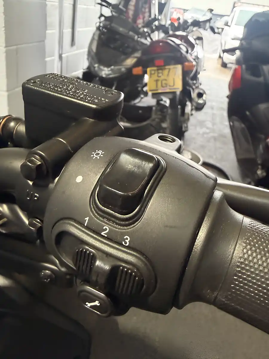Used 2018 Lexmoto LX04 Black - Interior and Exterior details 11