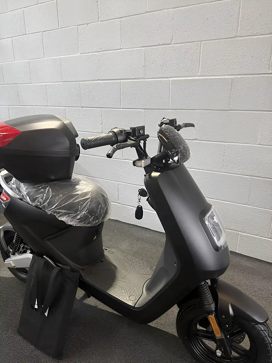 Used 2018 Lexmoto LX04 Black - Interior and Exterior details 19